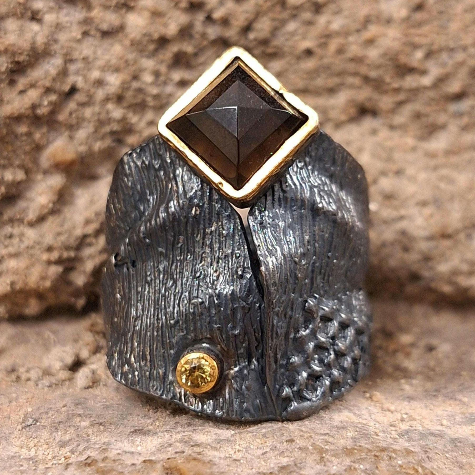 Handgemachter Rauchquarz Ring Sterling Silber & 24K Vergoldung von KanevskyJewelry