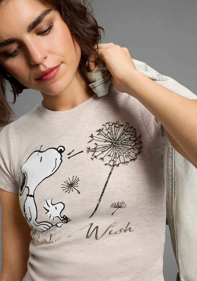 KangaROOS Kurzarmshirt sehr figurbetonte Passform, bedruckte, melierte und metallic Optik von KangaROOS