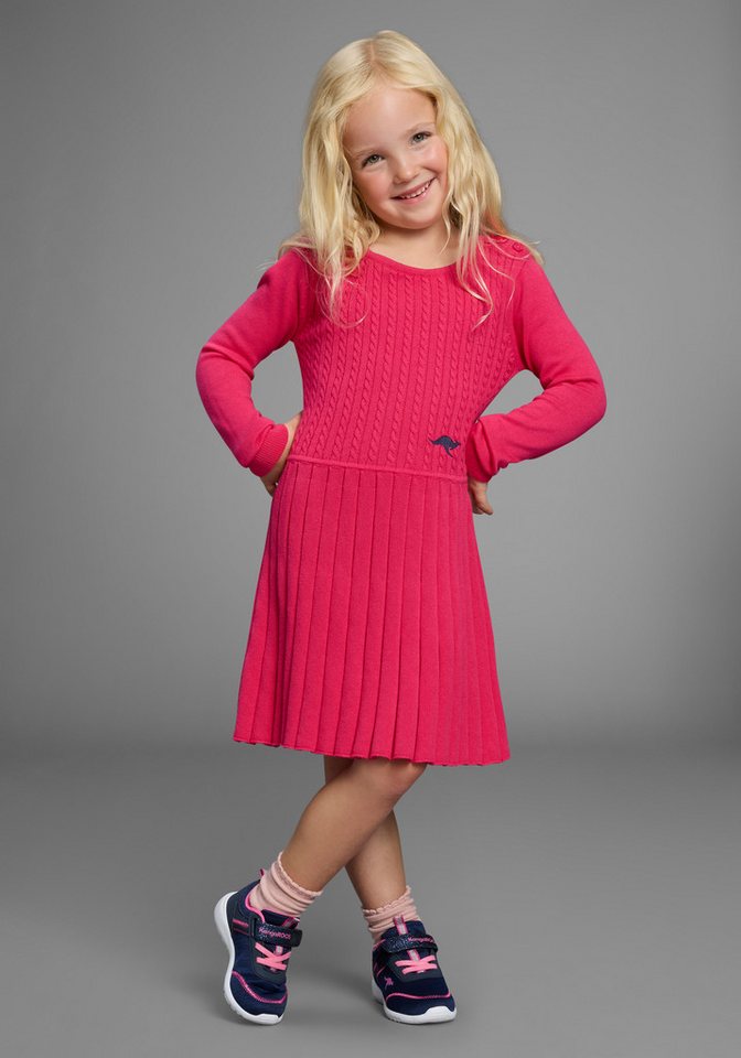 KangaROOS Strickkleid Strickkleid mit Faltenrock Niedliches Strickkleid mit Zopfmuster für kleine Mädchen von KangaROOS
