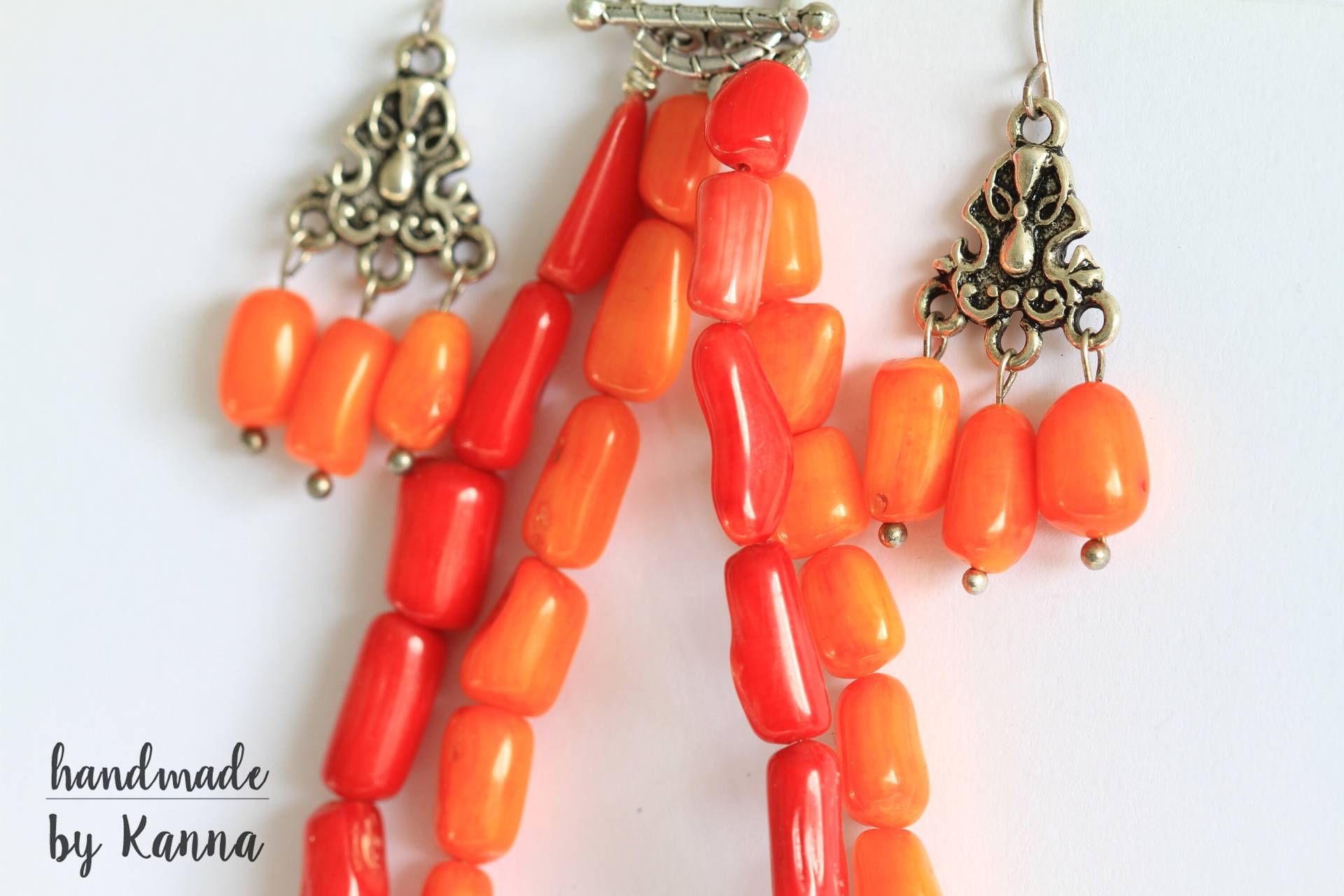 Handgemachte Rote Und Orange Ast Koralle Perlen Armband Ohrringe Set Handgemachte Rote Und Orange Ast Koralle Perlen Armband Ohrringe Set von KannaGallery