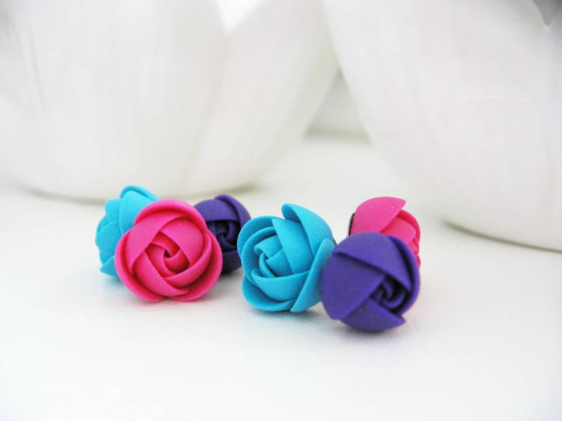 Fimo Ohrringe Set - Himbeer-Violett-Türkis Rose Blume Ohrstecker Fimo Ohrringe Set - Himbeer-Violett-Türkis Rose Blume Ohrstecker von KaoriPearlRose