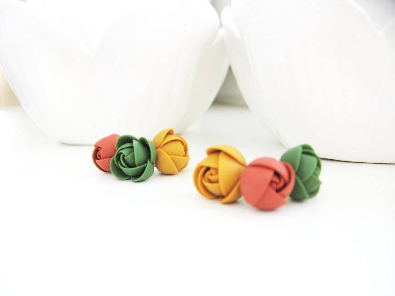 Fimo Ohrringe Set - Senf Gelb Grün Terrakotta Rose Blume Edelstahl Ohrstecker Brautjungfern Fimo Ohrringe Set - Senf Gelb Grün Terrakotta Rose Blume Edelstahl Ohrstecker Brautjungfern von KaoriPearlRose