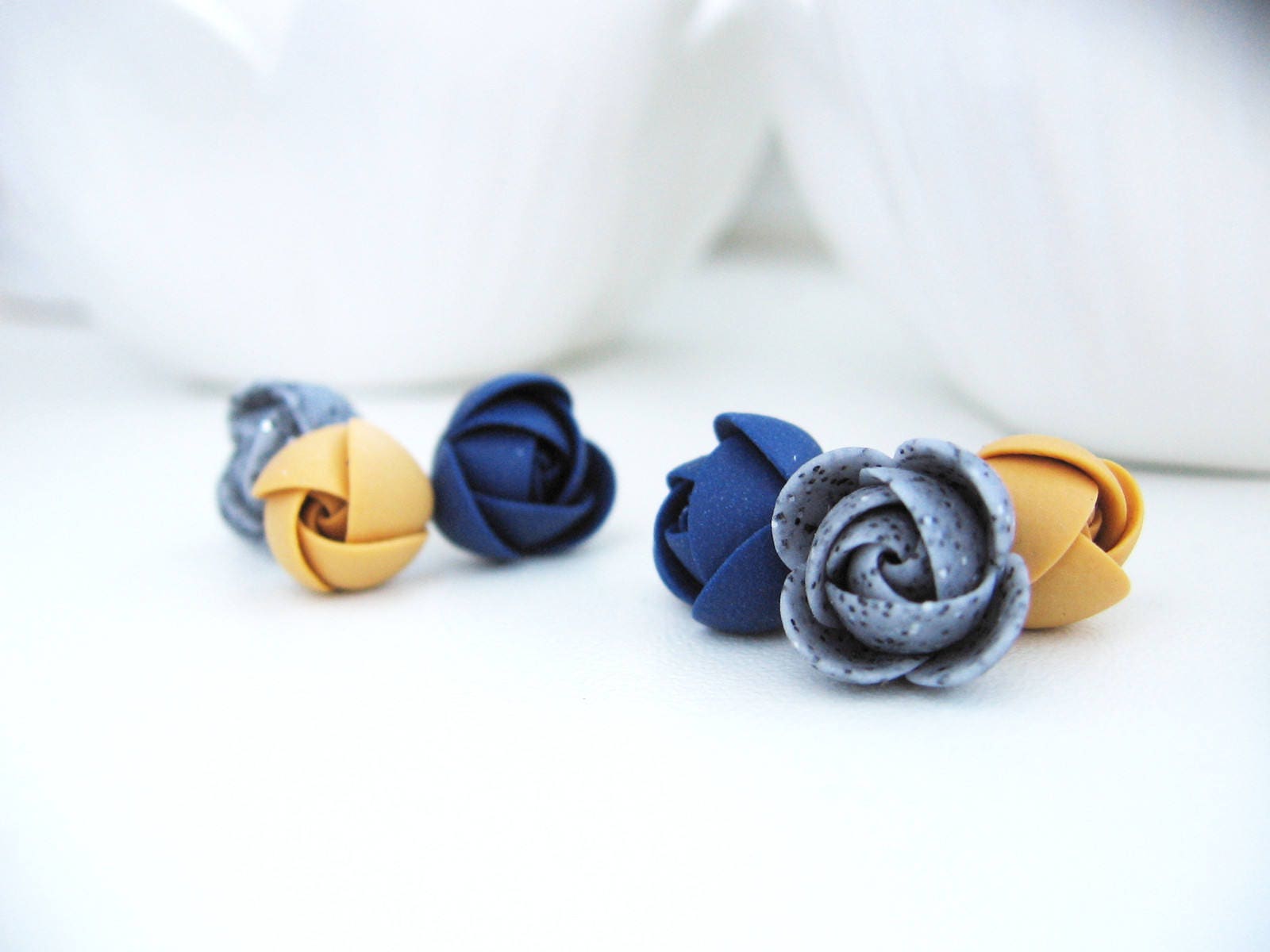 Fimo Ohrringe Set - Senf Marine Grau Rose Blume Edelstahl Ohrstecker Fimo Ohrringe Set - Senf Marine Grau Rose Blume Edelstahl Ohrstecker von KaoriPearlRose