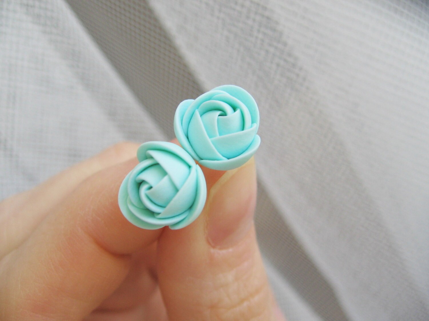 Ohrringe Aus Fimo - Mint Rose Blume Ohrstecker Ohrringe Aus Fimo - Mint Rose Blume Ohrstecker von KaoriPearlRose