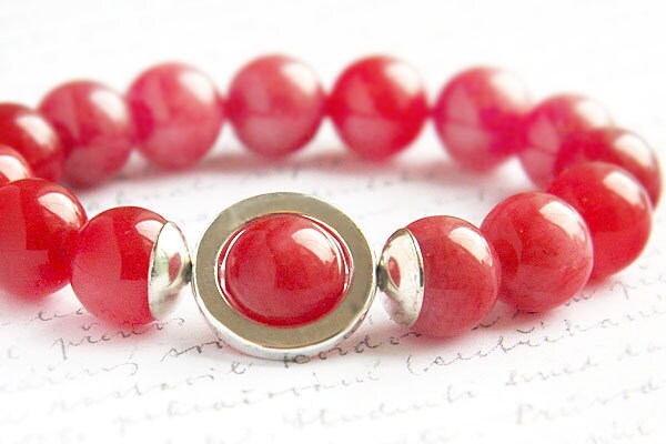 Auf Ferien, Rosa Rot Achat Armband Große Bold Sterling Silber Bunte Statement Handwerker Stacking von KapKaDesign