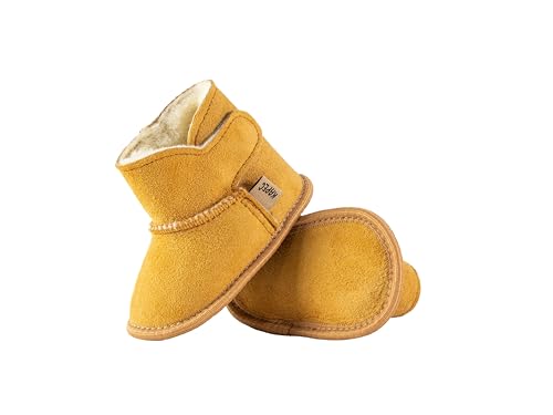 Kapeć Weiche Bequeme Schuhe aus Lammfell Modell Bartek mit Klettverschluss (Honigfarbe, 18) von Kapeć