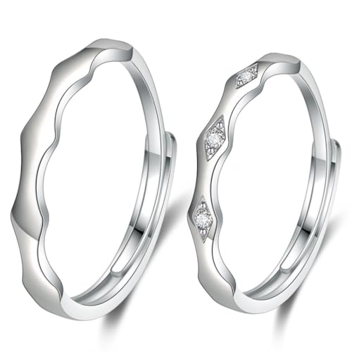 Kapmore 2 x strassverzierte Wellen-Ringe für Paare: passendes Versprechen- und Ehering-Set, Nicht-Edelmetall von Kapmore