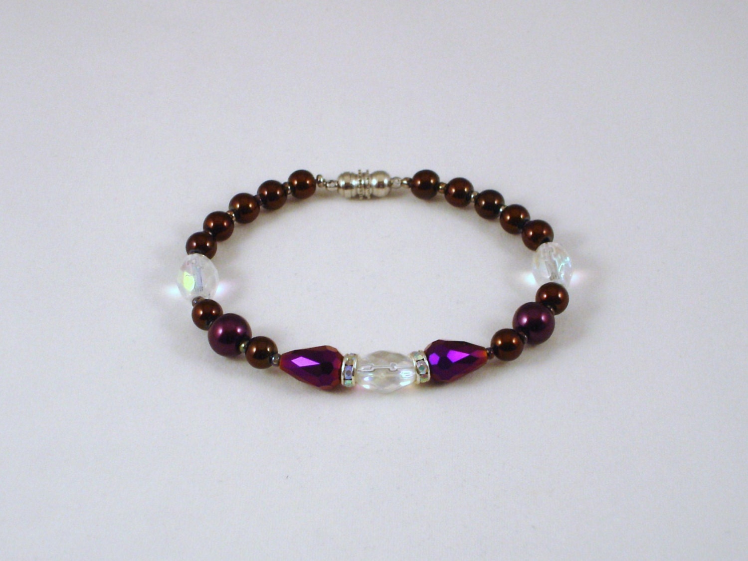 Armband Perlen Und Kristallen Armband Perlen Und Kristallen von KaraMazaniDesign