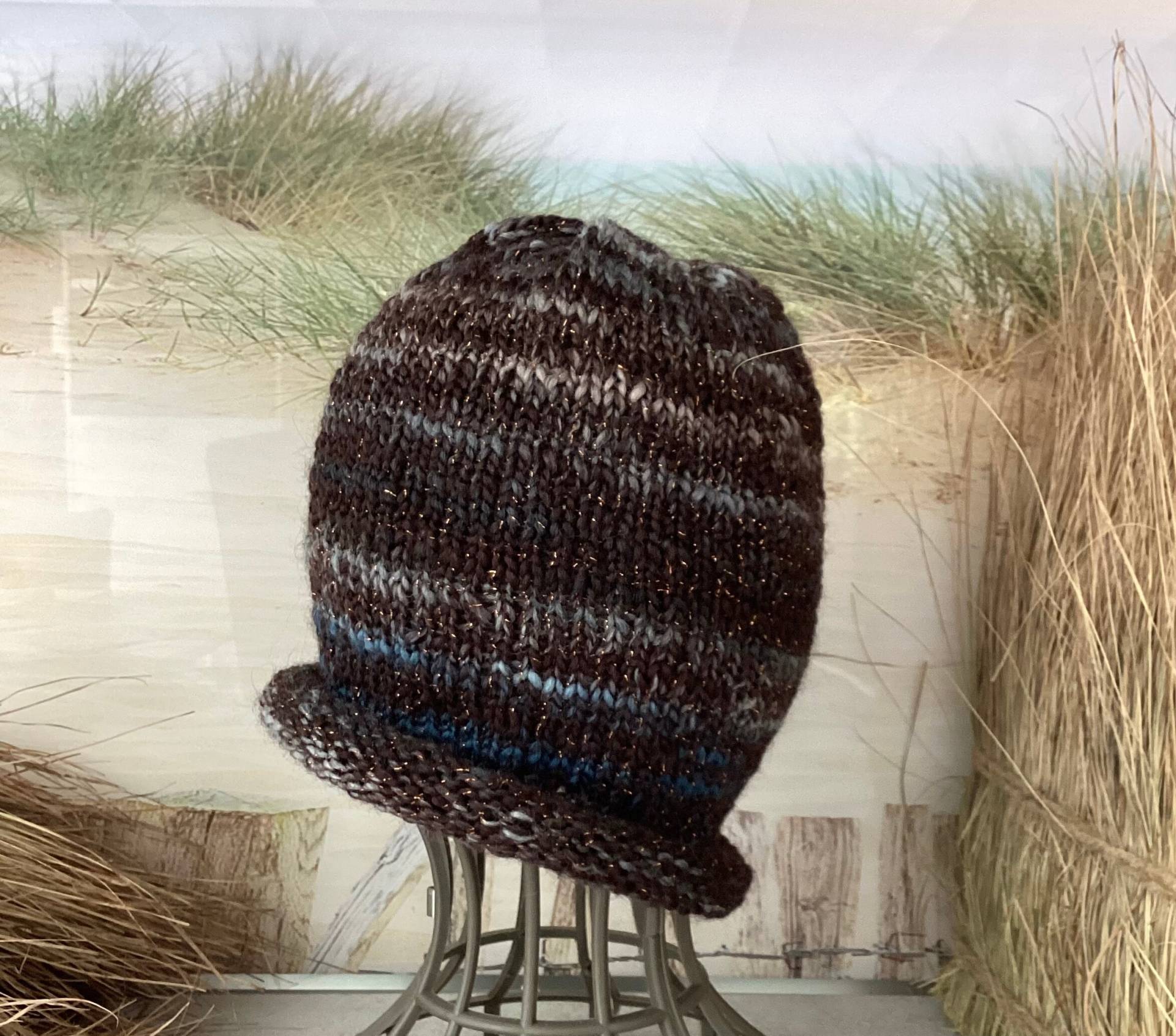Mütze Slouchy Beanie Warme Chemo Handgestrickt Mit Rollrand Aus Lana Grossa Merinowolle in Retrofarben Dezentem Glitzereffekt Mütze Slouchy Beanie Warme Chemo Handgestrickt Mit Rollrand Aus Lana Grossa Merinowolle in Retrofarben Dezentem Glitzereffekt von KaraModeDesign