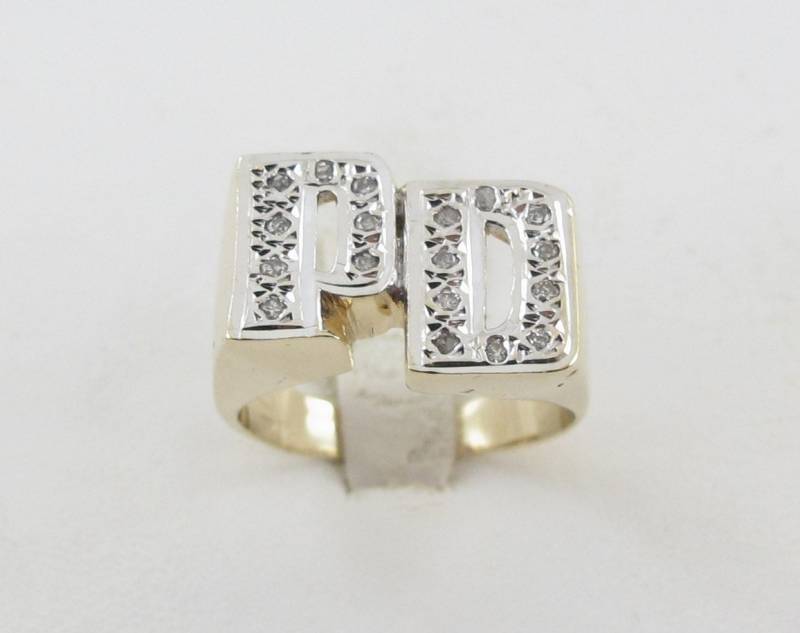 14K Gelbgold Herren Diamant Pd Initial Ring von Karatcaratjewelry