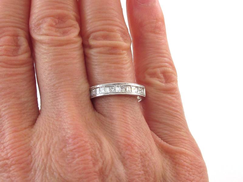 Diamant Ehering 585 Weißgold Ring von Karatcaratjewelry