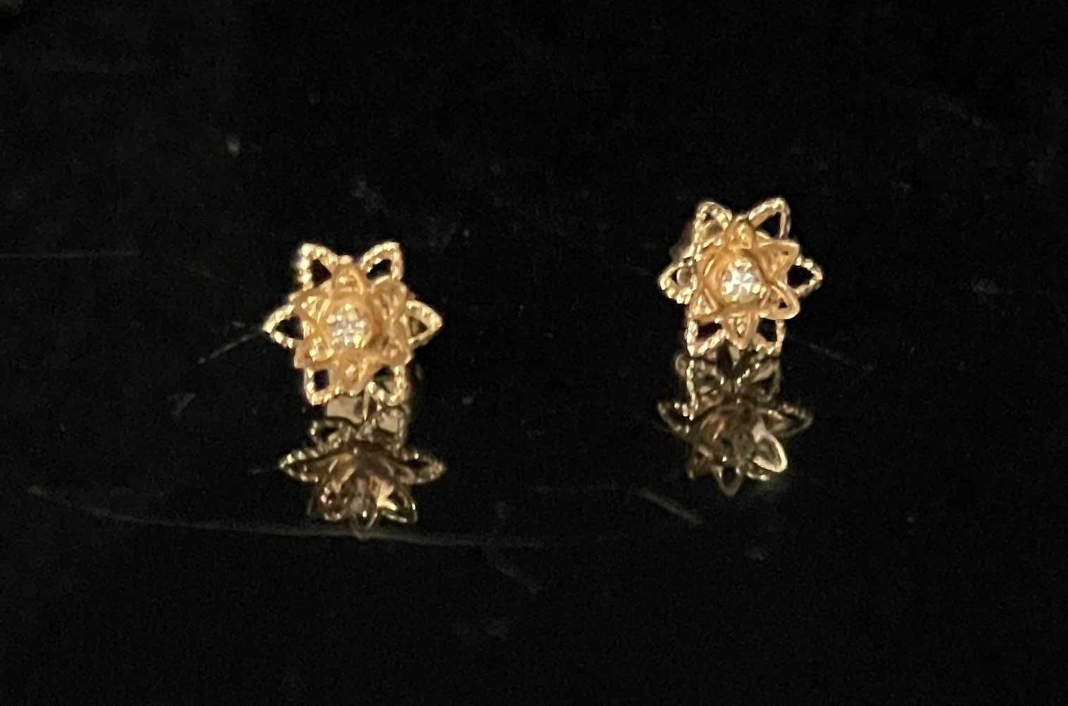 Diamant Blumen Ohrringe Aus Massivem 14K Gold/Geschenke Für Sie Mädchen Geburtstag von KaratnCaratsJewelry