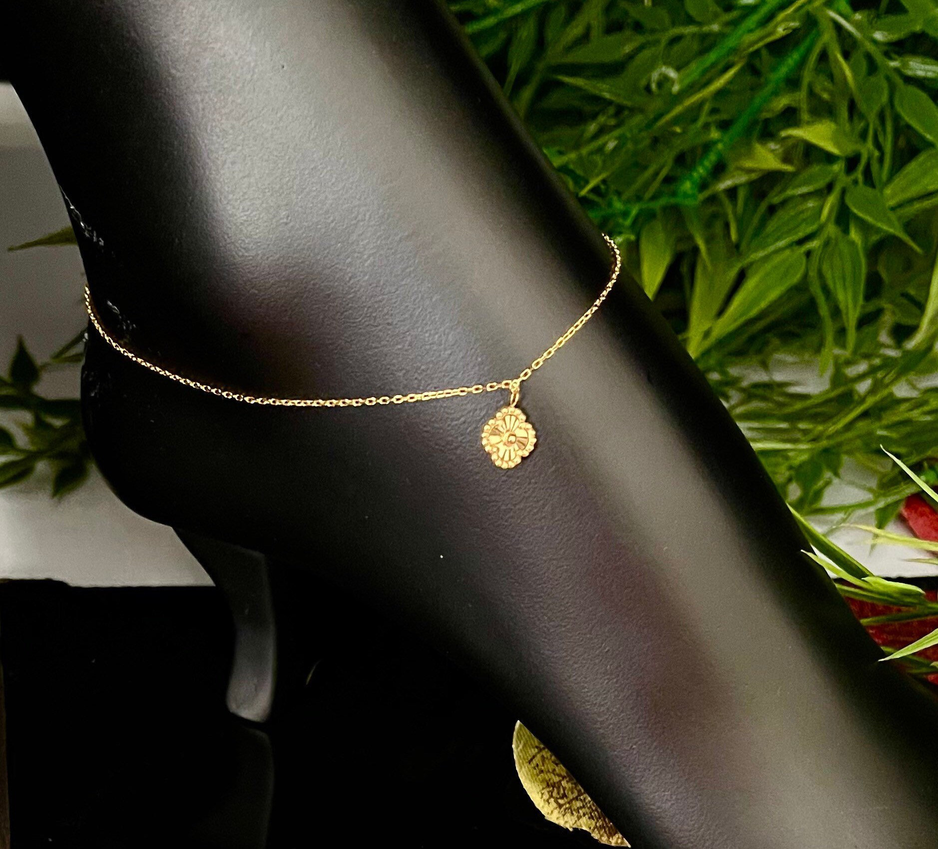 Wunderschönes Fußkettchen Mit Blumen Baumeln in Massivem 21K Gelb Gold/Geschenke Für Sie/Geburtstag/Jahrestag/Weihnachten/Valentinstag von KaratnCaratsJewelry