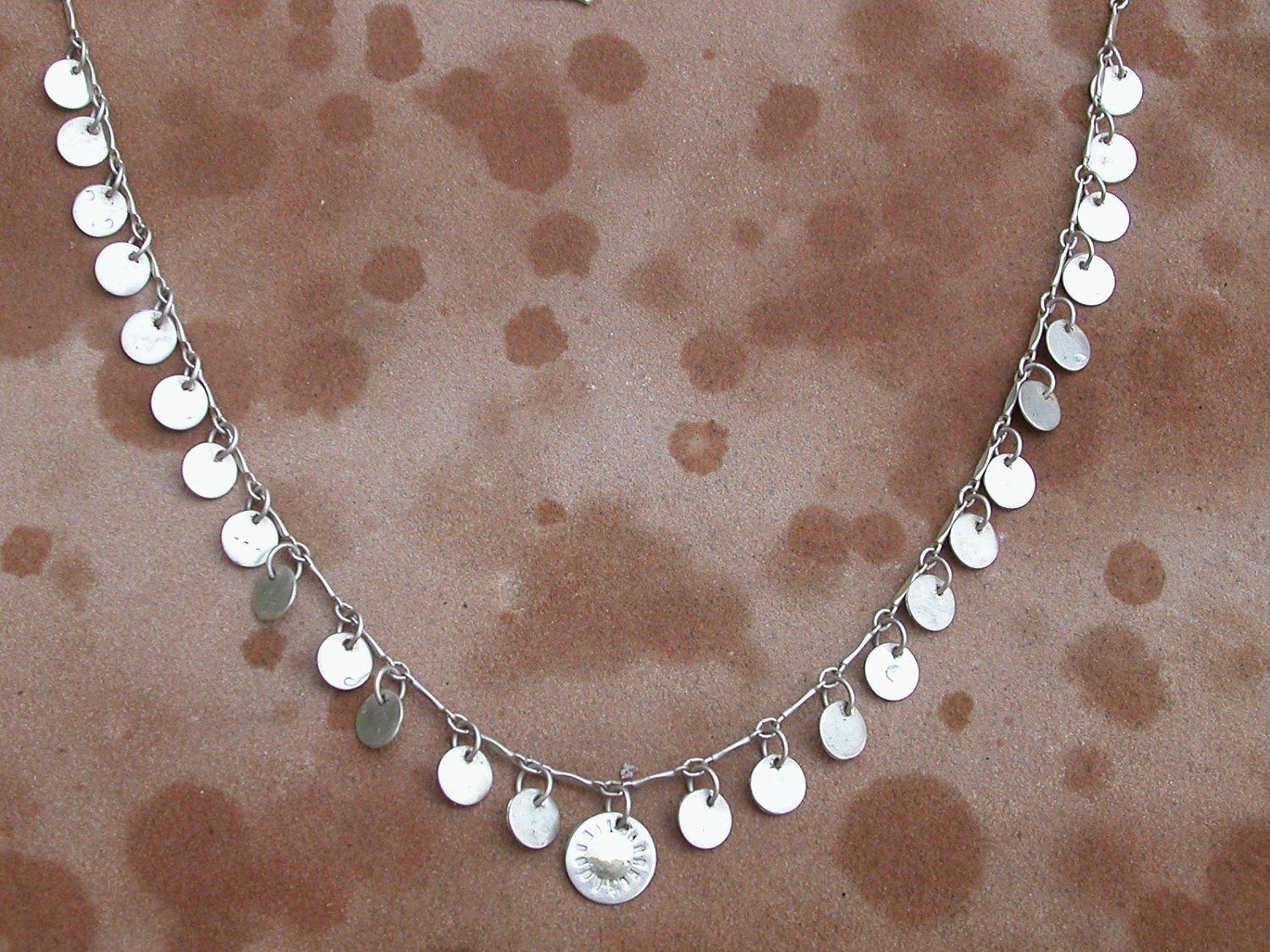 Artemis Silber Und Gold Sunburst Halskette Artemis Silber Und Gold Sunburst Halskette von KarenLutherJewelry