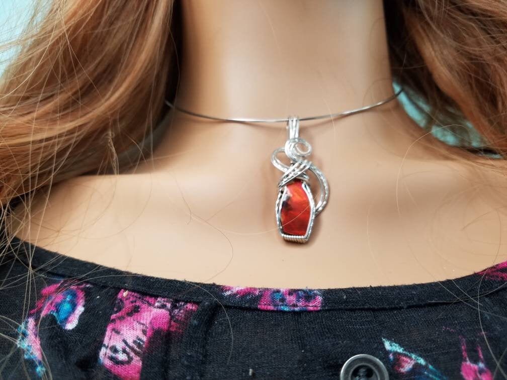 Schillernde Ammolite Edelstein Hand Geformt in Sterling Silber Argentium Trüben Widerstandsfähigen Draht von KarenReneeKnowles