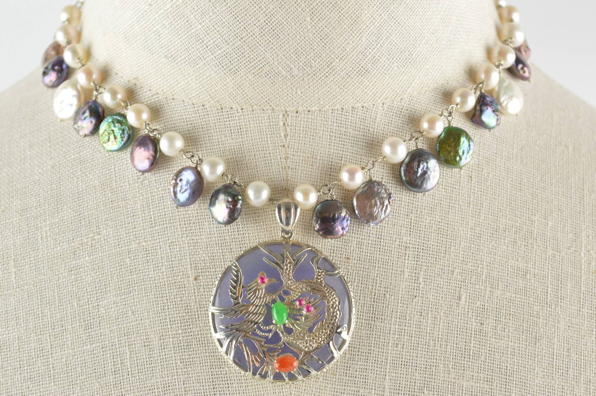 Charmed Süsswasserperlen Einstellbar Halskette Lila Jade Dragon Sterling Silber Anhänger Ooak von KariBernhardtStudio