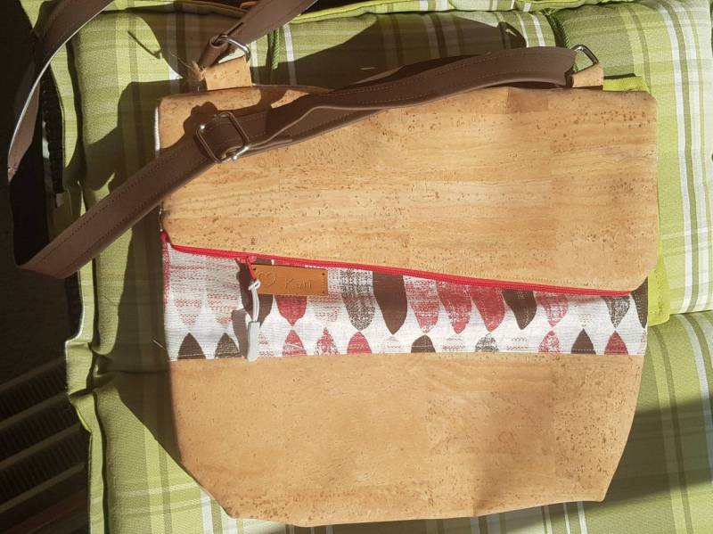 Umhängetasche Aus Kork Und Canvas Klein von KariLaden