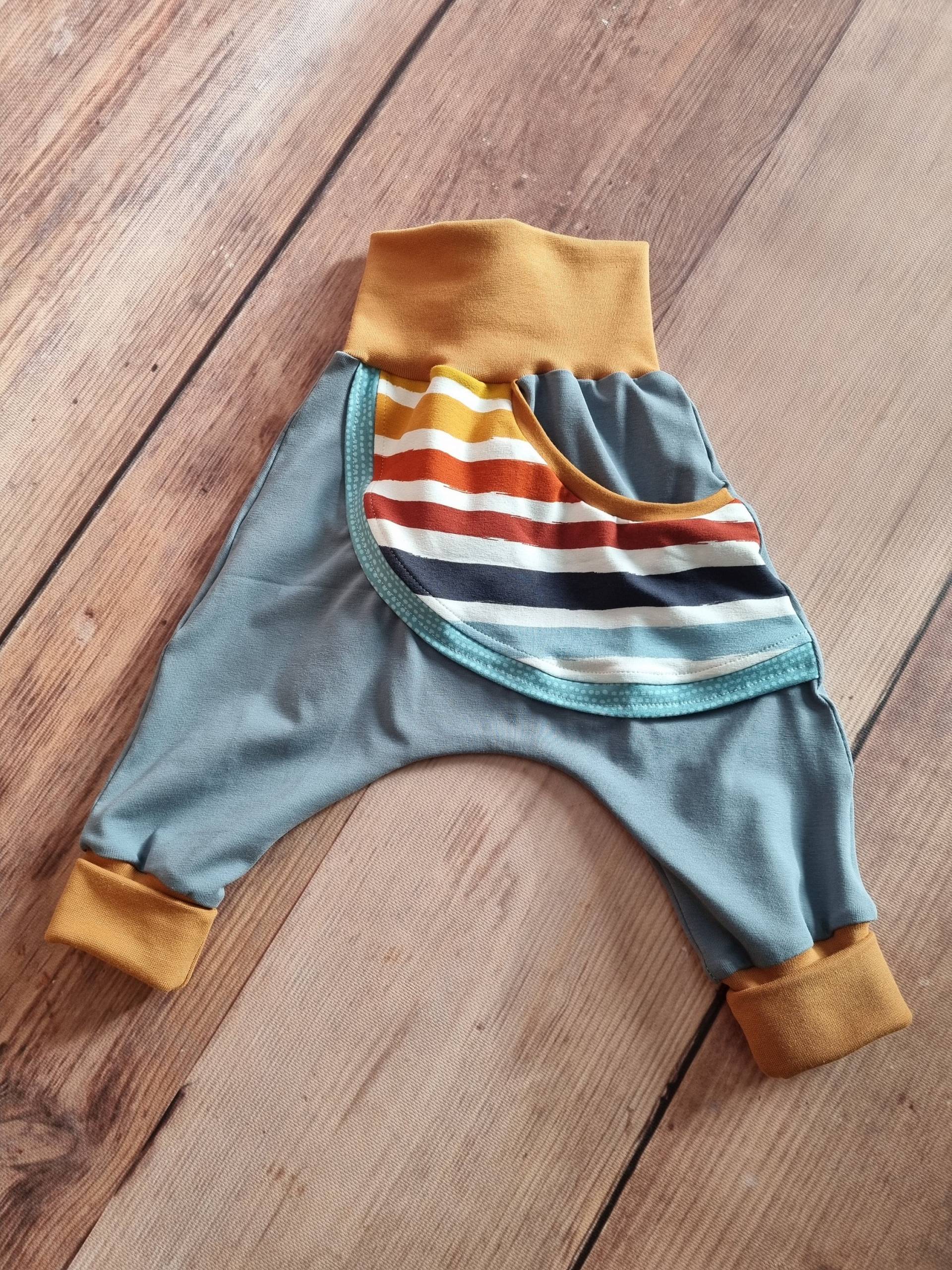 Babyhose, Kinderhose, Blau, Braun, Bunt, Eigenproduktion Babyhose, Kinderhose, Blau, Braun, Bunt, Eigenproduktion von KarinaPusteloewe