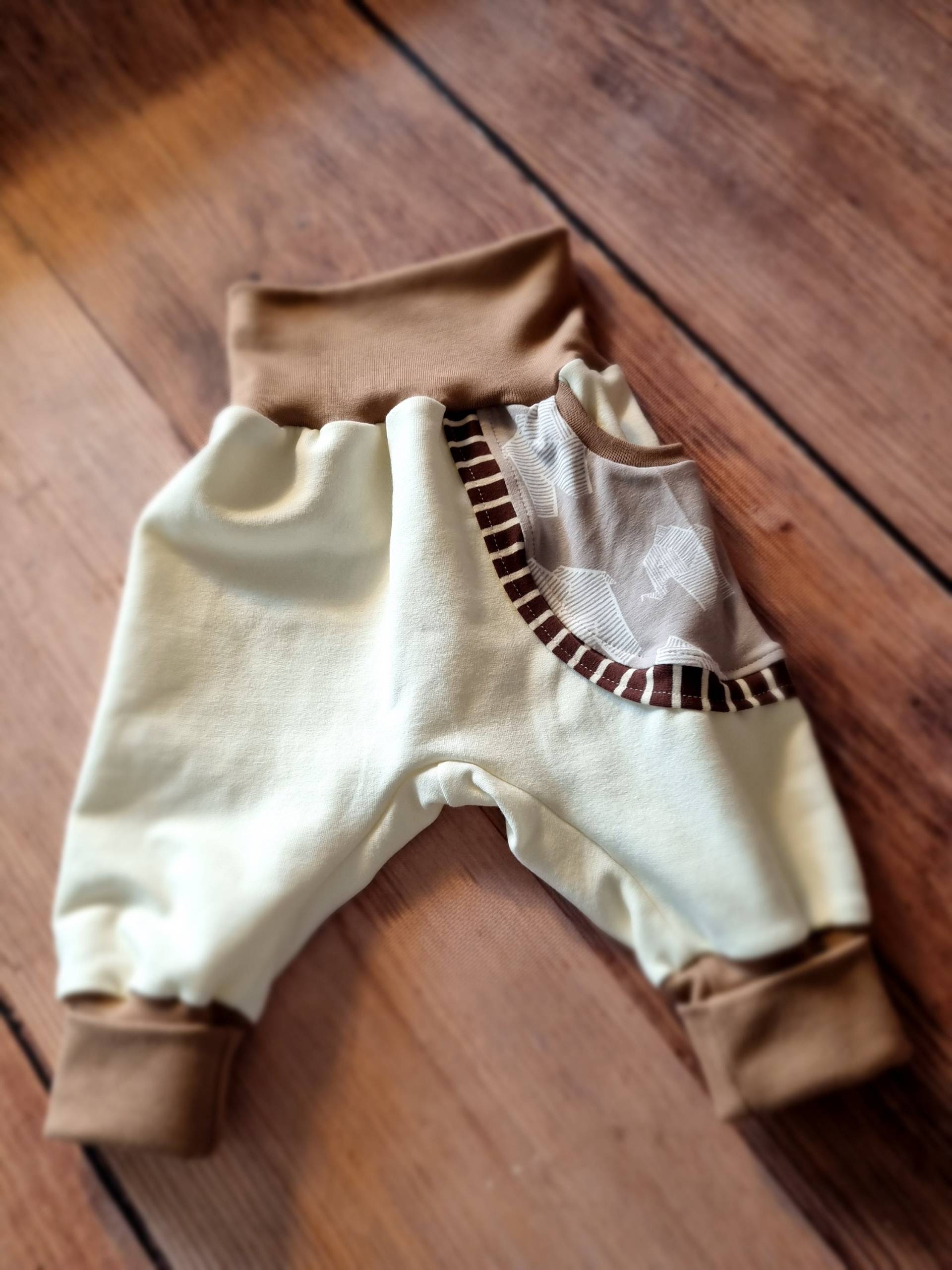 Babyhose, Kinderhose, Blau, Braun, Bunt, Eigenproduktion Babyhose, Kinderhose, Blau, Braun, Bunt, Eigenproduktion von KarinaPusteloewe