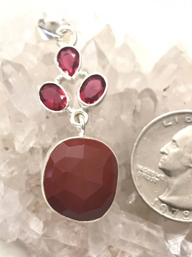 Abend Facettierter Roter Jaspis Anhänger von KarinsForgottenTreas