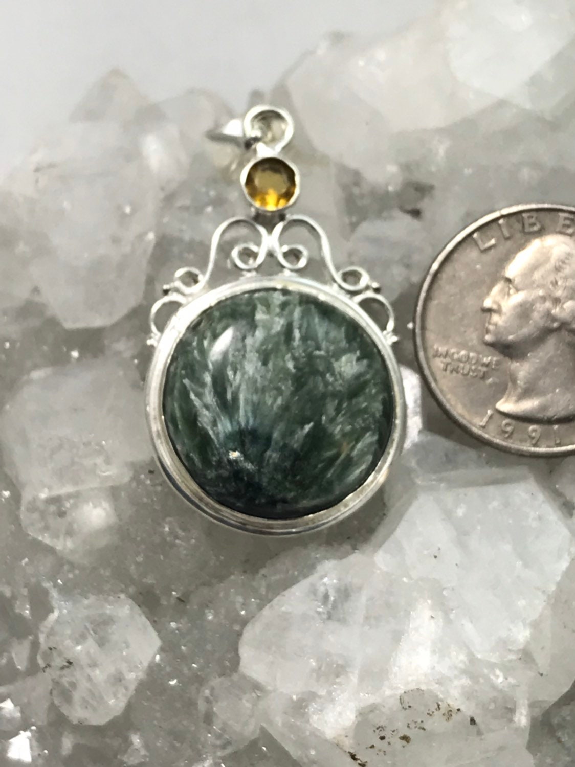 Abend Seraphinit Und Kristall Anhänger von KarinsForgottenTreas