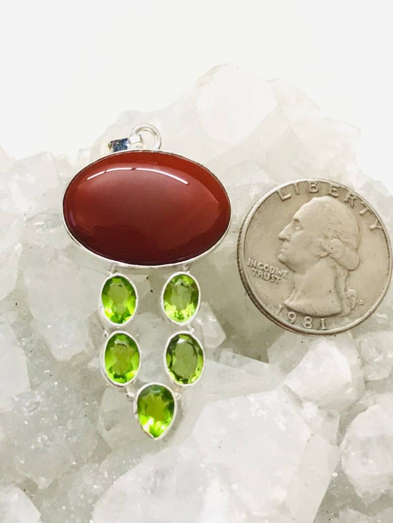 Clearance Karneol Und Kristall Anhänger von KarinsForgottenTreas