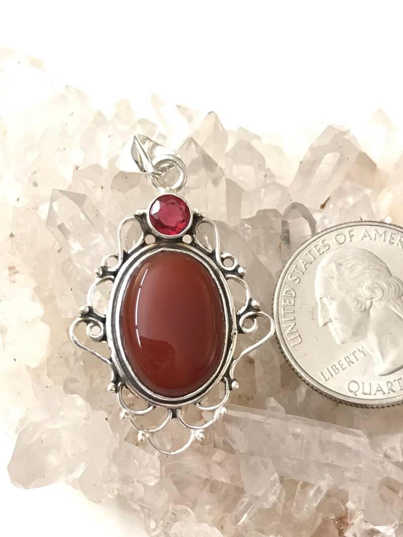 Clearance Karneol Und Roter Kristall Anhänger von KarinsForgottenTreas