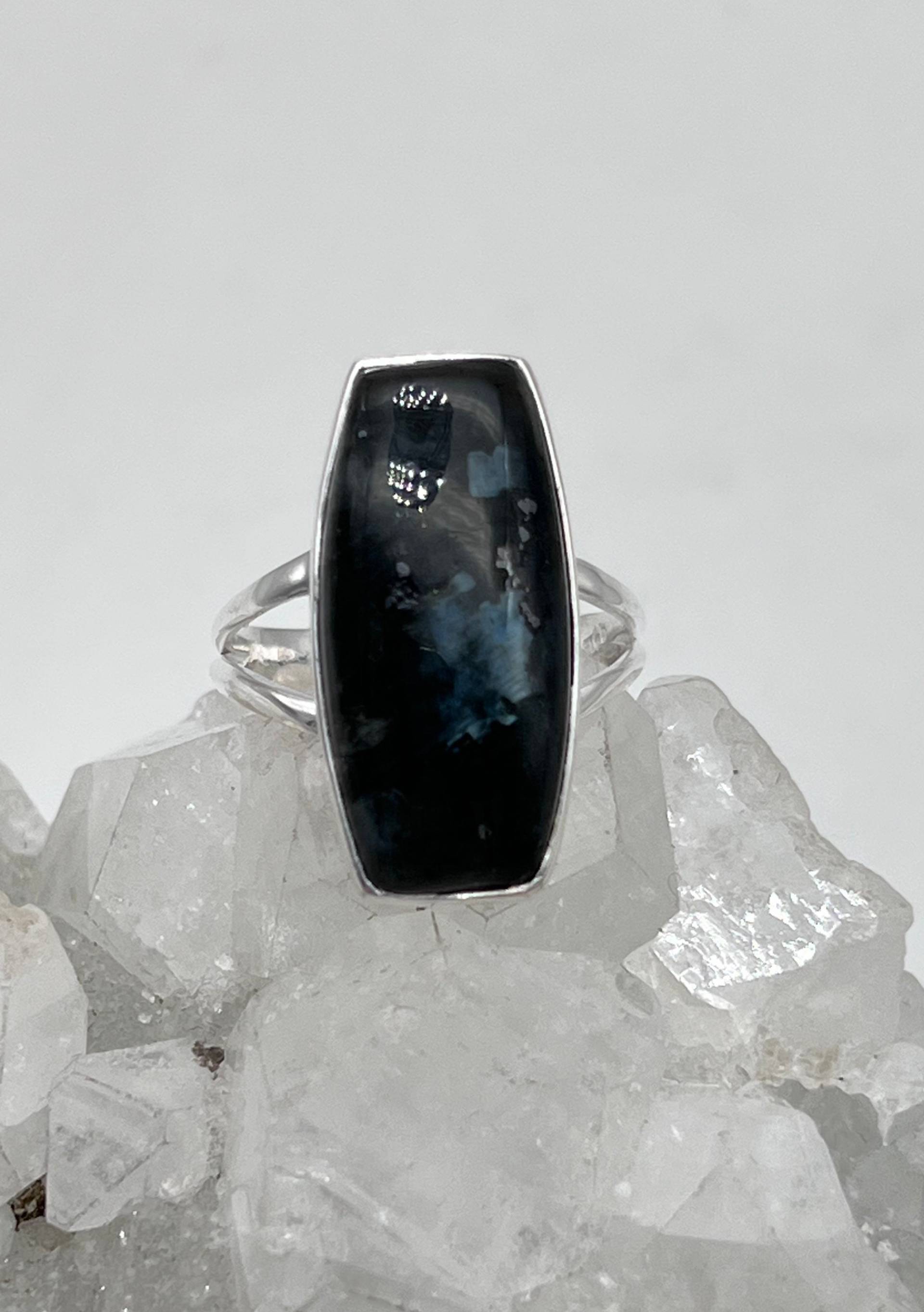 Einzigartiger Larvikit Ring, Größe 25 cm von KarinsForgottenTreas