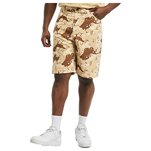 Karl Kani Small Signature Washed Camo Shorts von Karl Kani