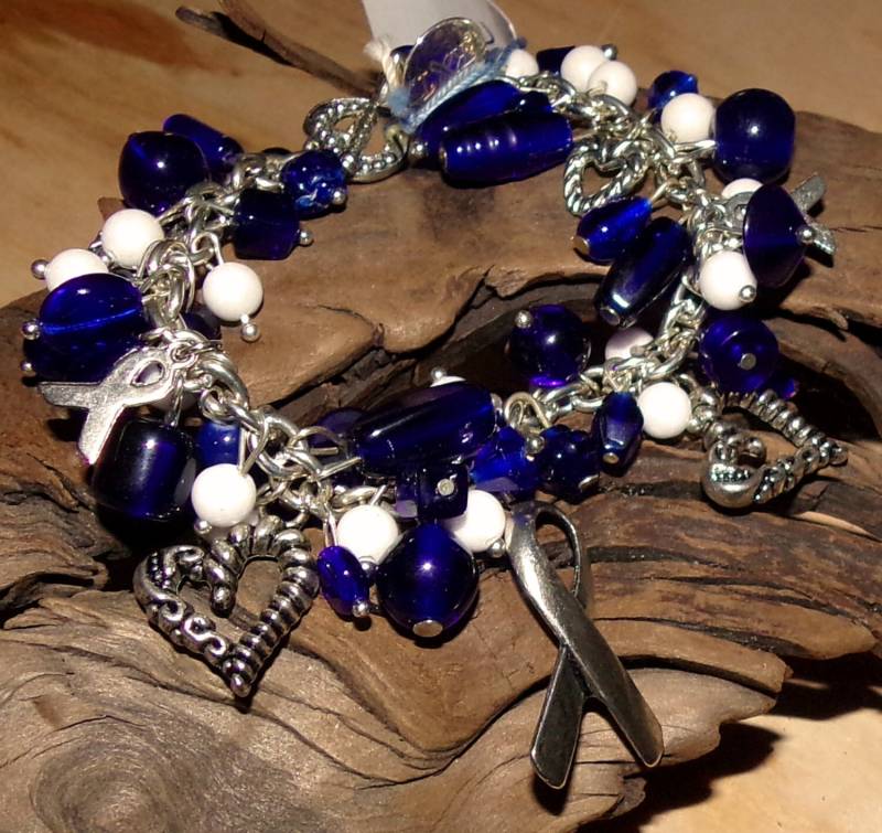 Als Awareness Armband von KarleensIdeas