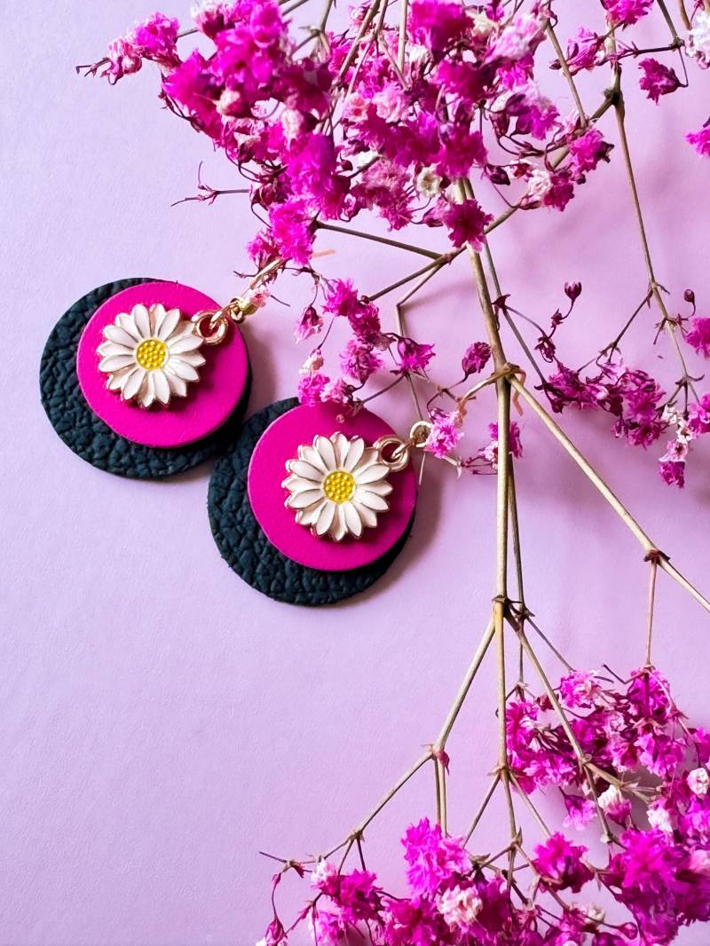 Bunte Ohrringe Aus Leder, Kostenloser Versand De, Farbenfroher Schmuck, Leichte Handgemacht, Statement Schmuck, Unikate Mit Motiven Bunte Ohrringe Aus Leder, Kostenloser Versand De, Farbenfroher Schmuck, Leichte Handgemacht, Statement Schmuck, Unikate Mit Motiven von KarmaFourEight