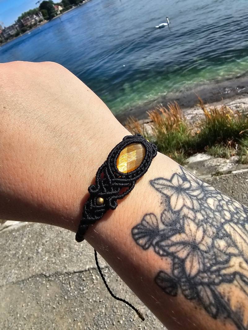 Makramee Armband Mit Sonnenstein/Schmuck Edelstein Handgemacht Geschenkidee Boho Hippie Makramee Armband Mit Sonnenstein/Schmuck Edelstein Handgemacht Geschenkidee Boho Hippie von KarmaKnotdesigns