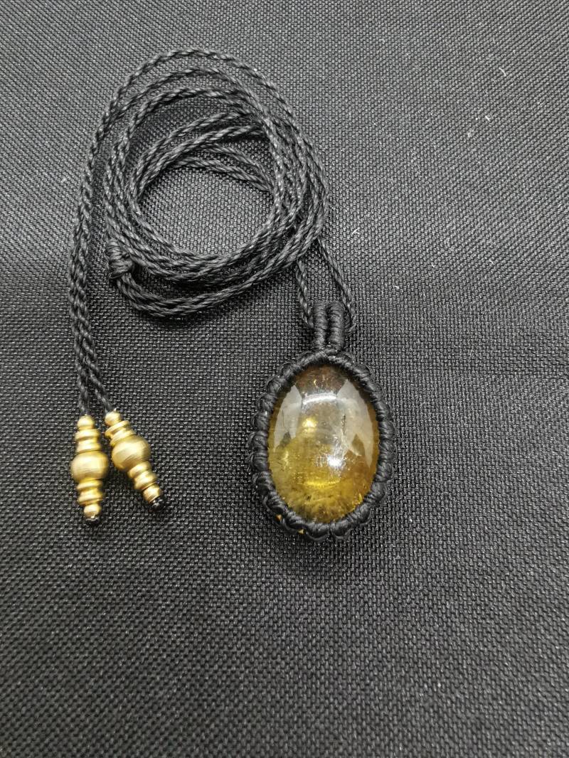 Makramee Kette Mit Citrin/Schmuck Edelstein Handgemacht Geschenkidee Boho Hippie Makramee Kette Mit Citrin/Schmuck Edelstein Handgemacht Geschenkidee Boho Hippie von KarmaKnotdesigns