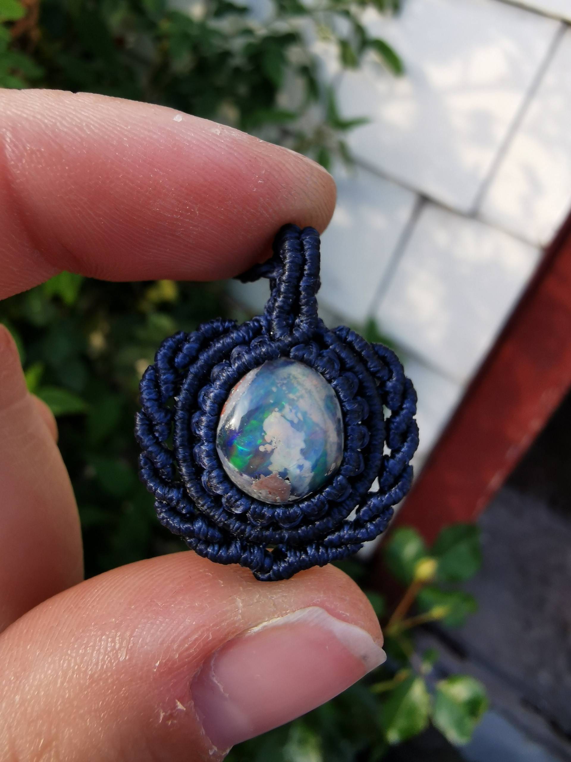 Makramee Kette Mit Galaxy Opal/Schmuck Edelstein Boho Handgemacht Geschenkidee von KarmaKnotdesigns
