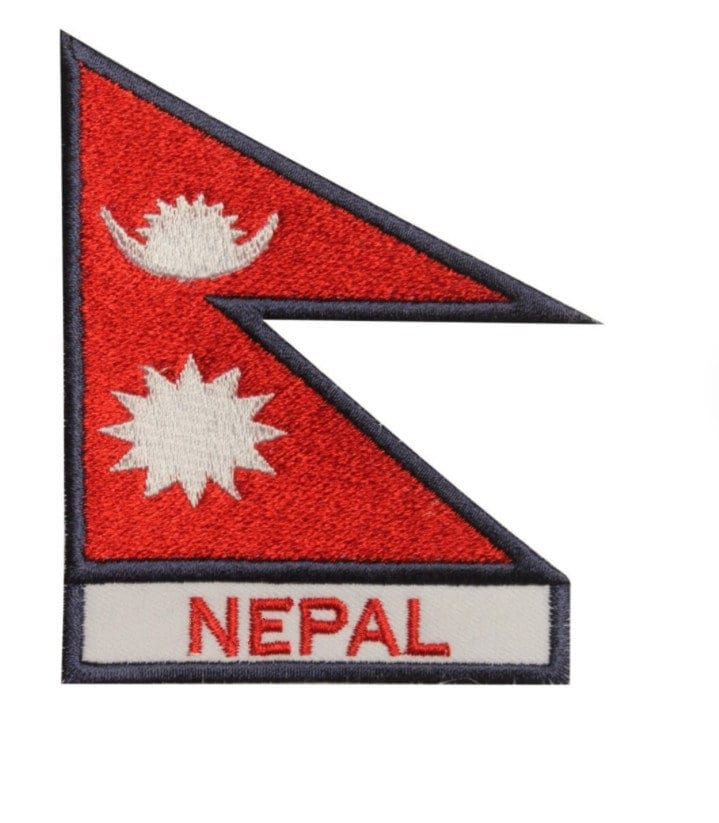 Nepal Flagge Patch | 3, 5 Zoll Gesticktes Aufbügler Berg Trek Emblem Rucksack Reise Souvenir Crest Himalaya Abenteuer Geschenk Patches von KarmaPatch