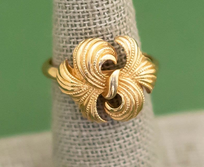 Vintage Mid Century Gold Ton Ring Von Avon Größe 7 K14 von KarmaVintageUS