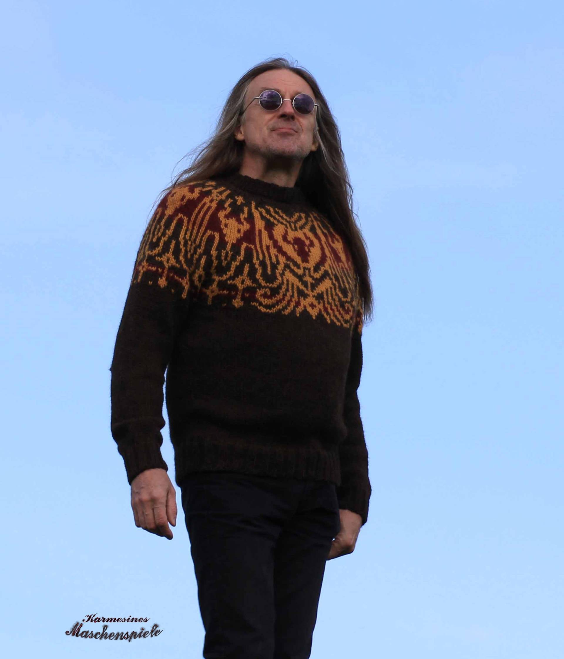Islandpullover Mit Unkonventionellem Ethnomuster, Schön Warm Und Kuschelig, Crimson Bull 3 Islandpullover Mit Unkonventionellem Ethnomuster, Schön Warm Und Kuschelig, Crimson Bull 3 von KarmesinesMaschen
