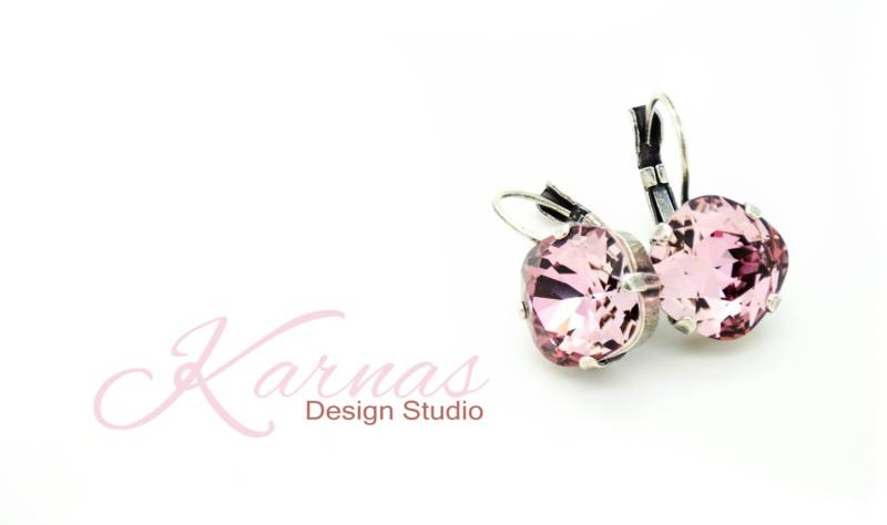 Antik Pink 12 Mm Ohrringe Im Kissenschliff Mit K.d.s. Premium Kristall Wählen Sie Ihr Finish Karnas Design Studio ™ von KarnasDesignStudio