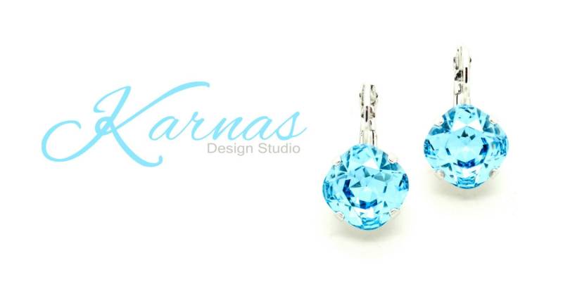 Aquamarin 12 Mm Kissenschliff Kristallohrringe Mit K.d.s. Premium Kristall Wählen Sie Ihr Finish Karnas Design Studio von KarnasDesignStudio
