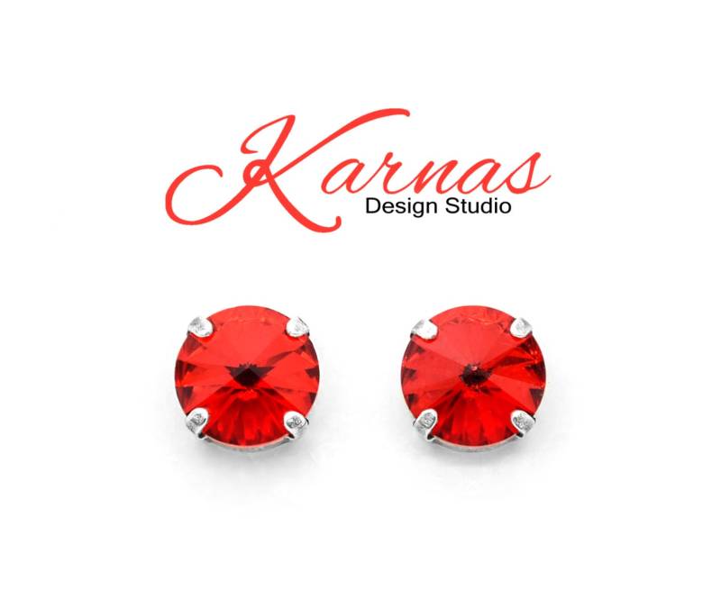 Light Siam Red 12 Mm Tropfen Oder Ohrstecker K.d.s. Premium Kristall Wählen Sie Ihr Finish Karnas Design Studio von KarnasDesignStudio