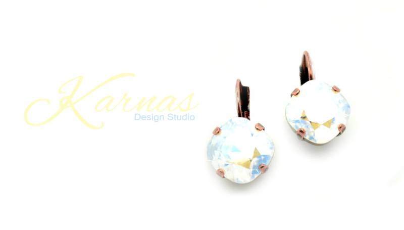 Moonlight 12 Mm Kissenschliff Ohrringe K.d.s. Premium Kristall Wählen Sie Ihr Finish Karnas Design Studio von KarnasDesignStudio