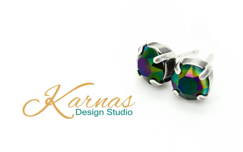 Oil Slick 8 Mm Ohrstecker Oder Tropfen Ohrringe Made With K.d.s. Premium Kristall Wählen Sie Ihr Finish Karnas Design Studio von KarnasDesignStudio