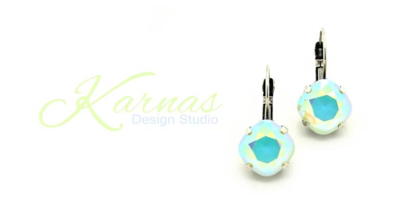 Powder Grün Ab 12 Mm Im Kissenschliff Hängeohrringe K.d.s. Premium Kristall Wählen Sie Ihr Finish Karnas Design Studio ™ von KarnasDesignStudio