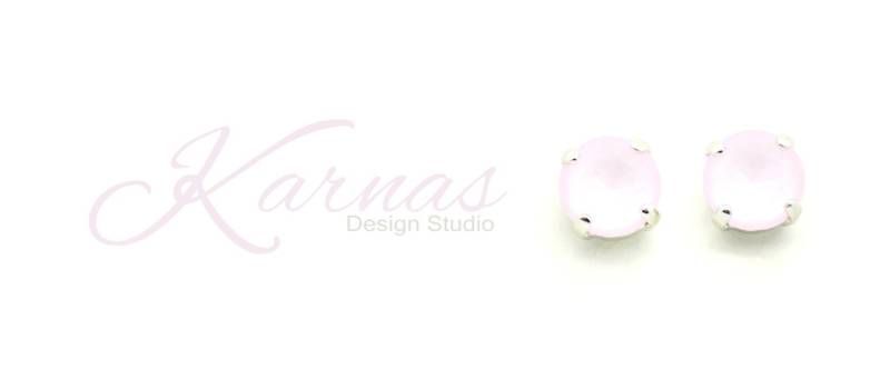 Powder Pink 8 Mm Ohrstecker Oder Tropfenohrringe Made With K.d.s. Premium Kristall Wählen Sie Ihr Finish Karnas Design Studio ™ von KarnasDesignStudio