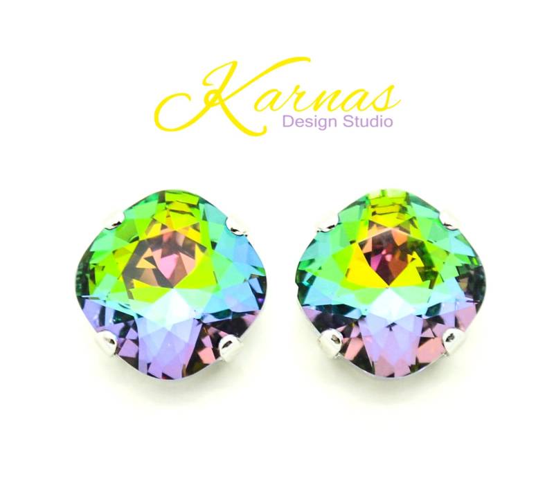 Regenbogen 12 Mm Kissenschliff Ohrstecker Oder Post Ohrringe Mit K.d.s. Premium Kristall Wählen Sie Ihr Finish Karnas Design Studio von KarnasDesignStudio