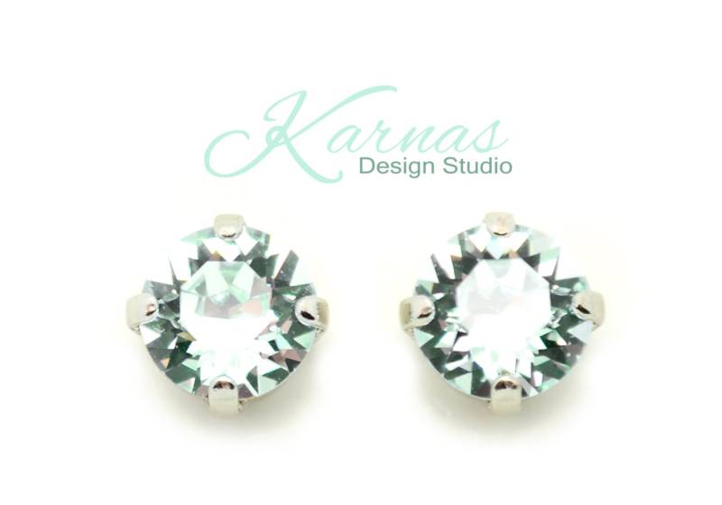 Soft Cyan 8 Mm Ohrstecker Oder Tropfenohrringe Gemacht Mit K.d.s. Premium Kristall Wählen Sie Ihr Finish Karnas Design Studio ™ von KarnasDesignStudio