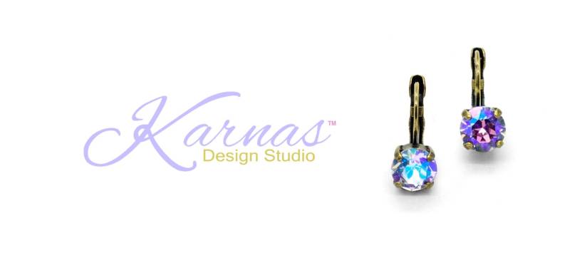 Violet Glacier Blue 8mm Ohrringe Aus K.d.s. Premium Kristall Wählen Sie Ihr Finish Karnas Design Studio ™ von KarnasDesignStudio