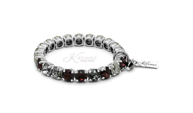 Winter Cognac 8 Mm Stretch-Armband Mit K.d.s. Premium Kristall Wählen Sie Ihr Finish Karnas Design Studio ™ von KarnasDesignStudio