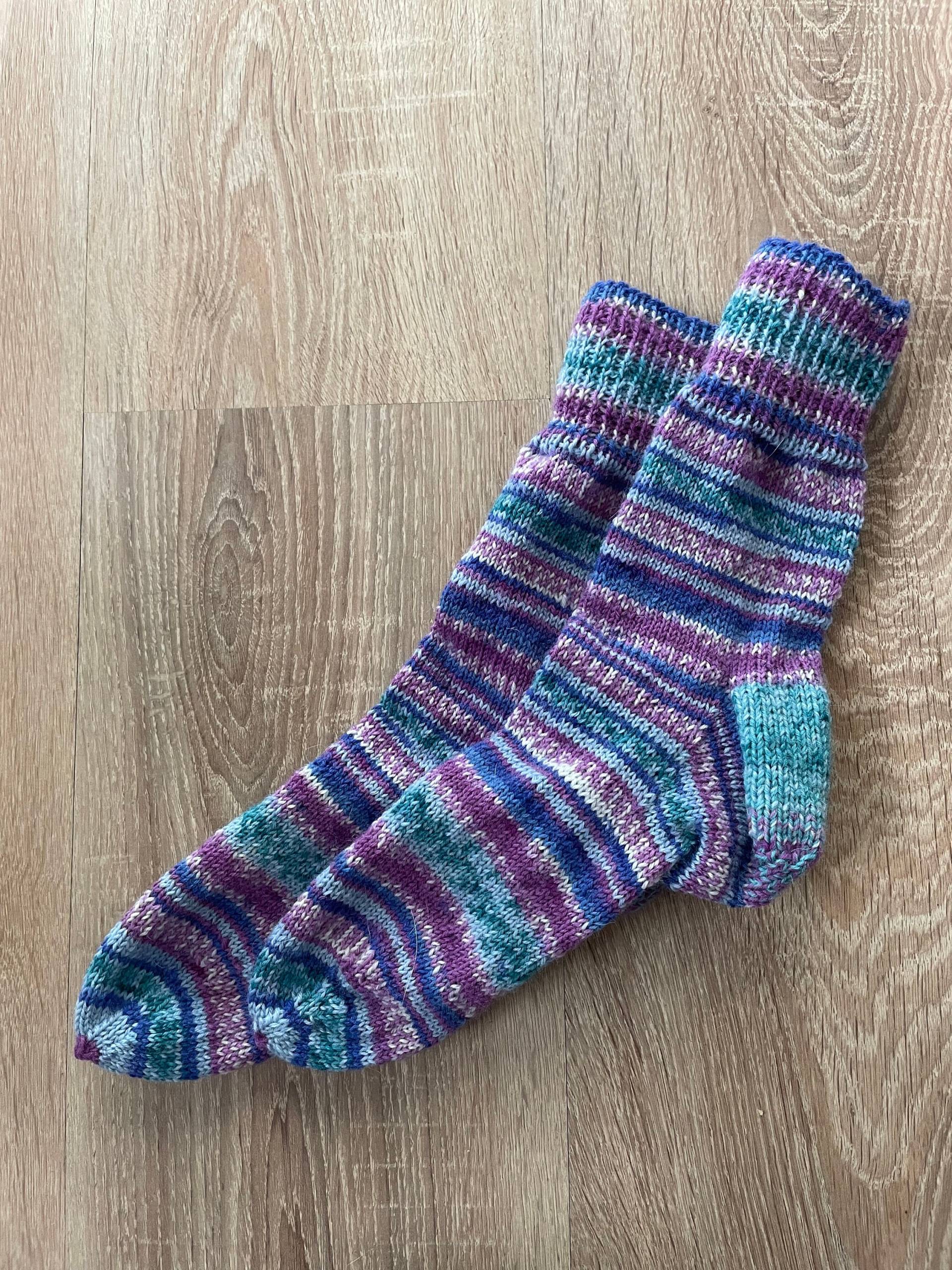 Socken Aus Marken-Sockenwolle Größe 39 Socken Aus Marken-Sockenwolle Größe 39 von KarolasWollparadies