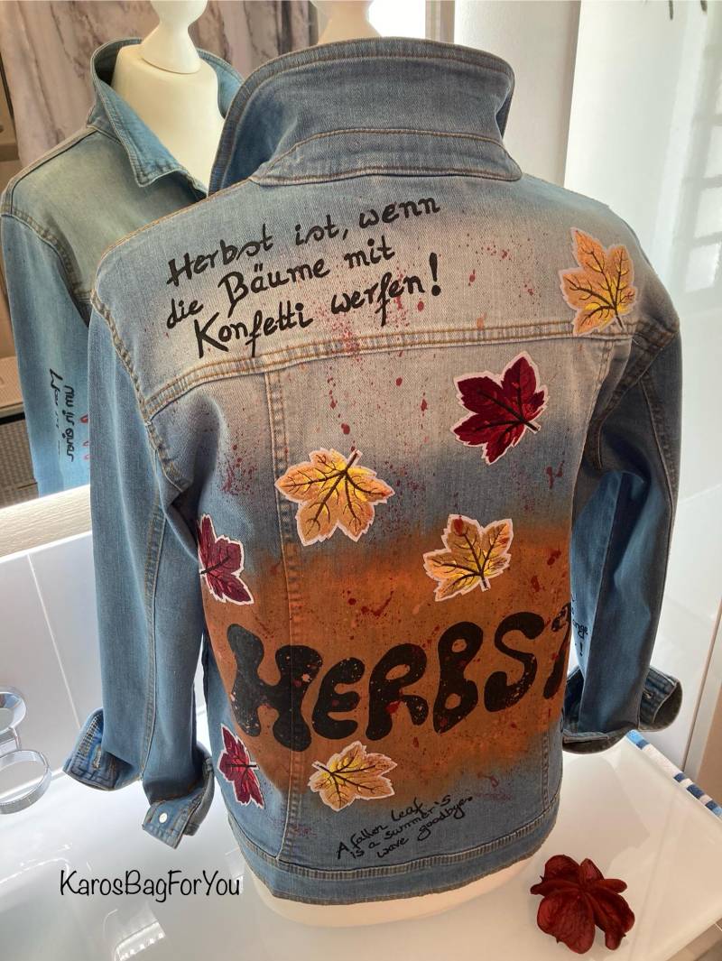 Blaue Upcycling-Jeansjacke „Herbst", Gr. Xl-42 von KarosBagForYou